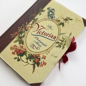 Vintage 1995 The Victorian Photo Album floral memory book